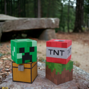 Iconic Minecraft Blocks Cube Model Creeper Head -Minecraft Figures