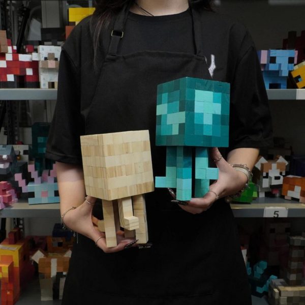 Minecraft Glow Squid Wood Model -Minecraft Figures