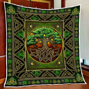 Beautiful Irish Quilt Blanket  Size Single, Twin, Full, Queen, King, Super King