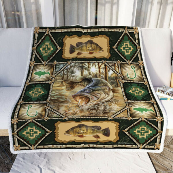 Largemouth Bass Quilt Blanket Sofa Throw Blanket  Size Single, Twin, Full, Queen, King, Super King